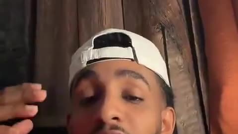 This Somalian thinks that instead of all of his people leaving America, that the Ameri...