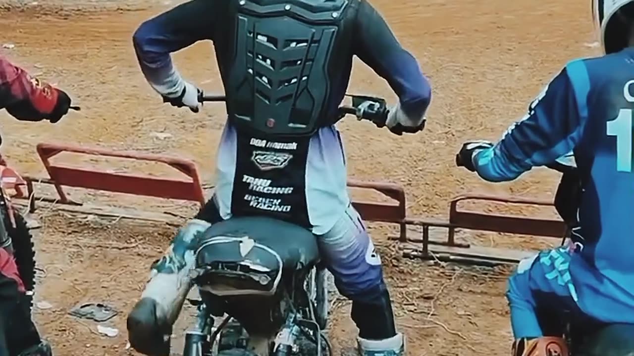 😂🏃‍♂️ Who Starts the Race First? Watch Till the End... | FunFM