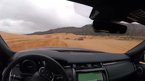 2017 Land Rover Discovery HSE 3.0L V6 - Conquering Sand Dunes in Zion National Park