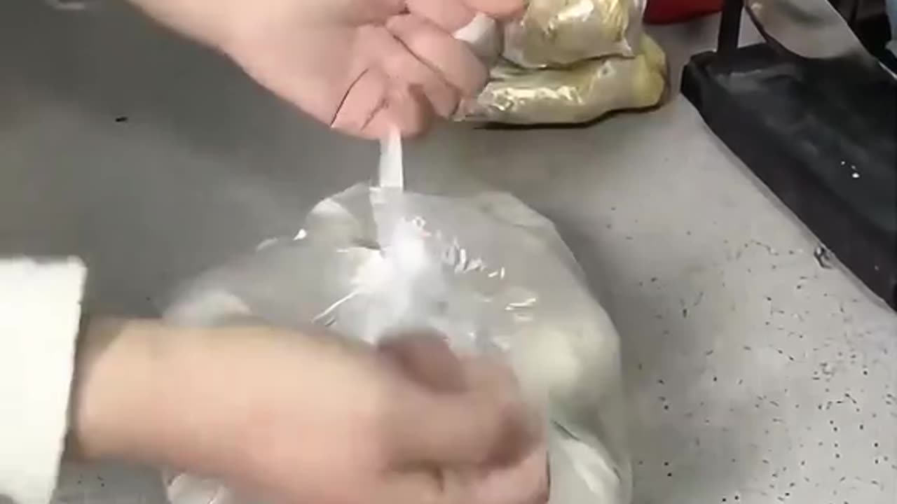 9 AMAZING LIFE HACKS