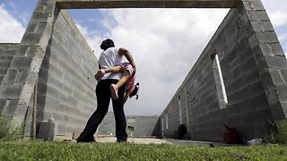 Supreme Court Takes On Trump's Birthright Citizenship Crackdown: A Battle Over The 14th Amendment