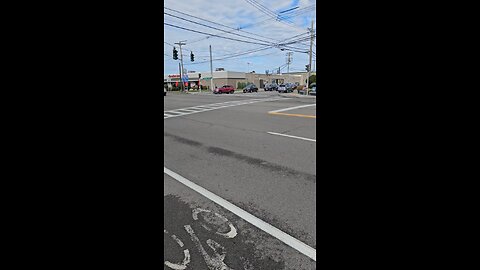 Joseph Martelli Niagara Falls, NY 2 Cars decide to go through the red light on Niagara Falls Blvd
