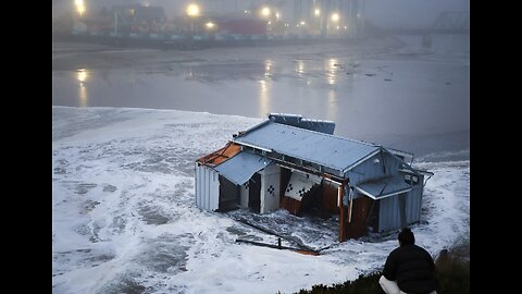 3 fall into ocean after California wharf partially collapses due to heavy surf from major storm