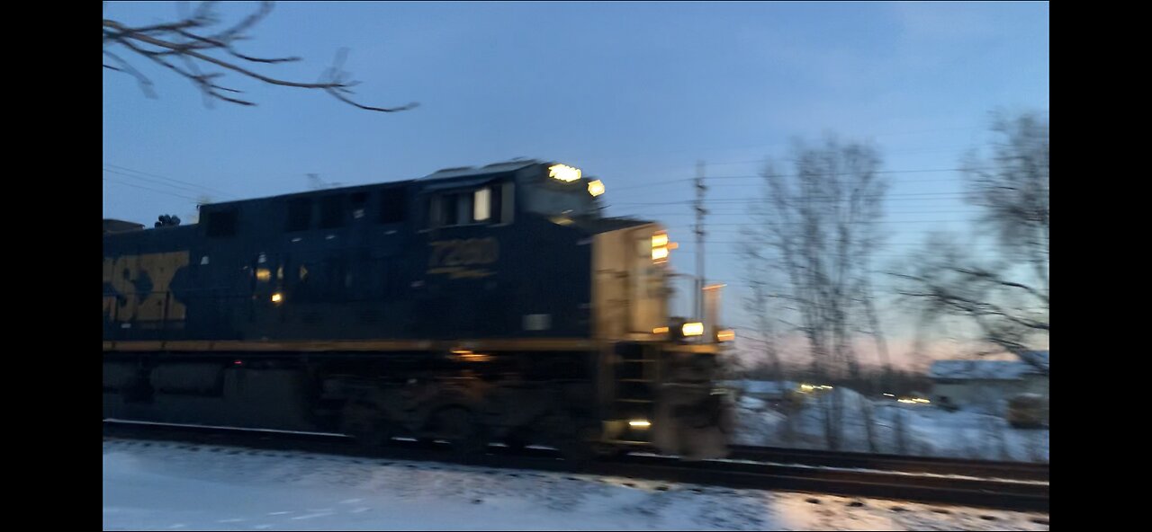 CSX Intermodal train led by engine 7280 and 806