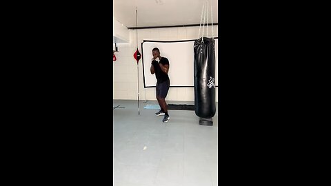 FOOTWORK MASTER YOUR MOVES! ⚡ Footwork Secrets That Make Fighters UNTOUCHABLE!