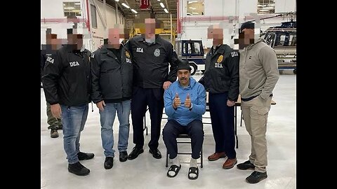 Crazy Trump puts Maduro in a car to parade through the streets of New York