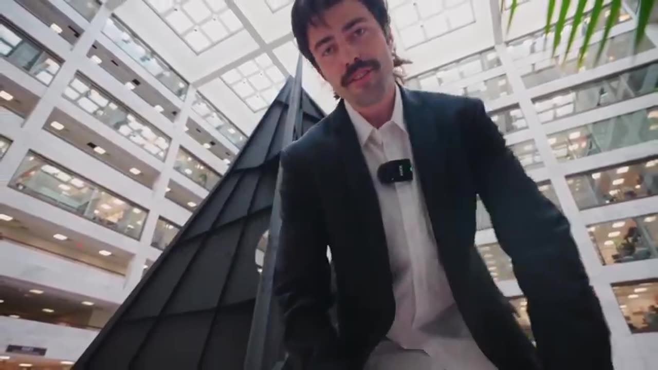 93 out of 100 US senators are funded by the Israel lobby