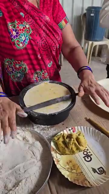 Thakar Dhani: Famous Bhavnagari Snacks of Surat!