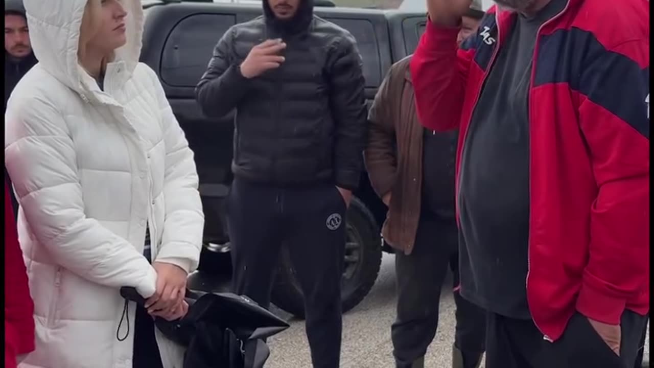 Zhupa në Konispolit: Shteti ju ka braktisur, do të qëndrojmë në krahun tuaj