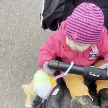 Baby Kayla and Mommy Out for a Walk 🚶‍♀️👶