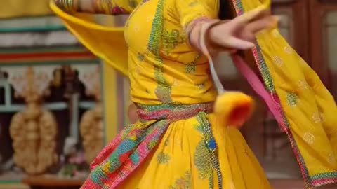 The video is made with AI, it may be artificial.