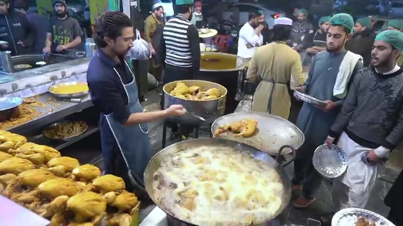 600KG OF CHICKEN PAKORA SOLD DAILY - RECIPE - GUJRANWALA STREET FOOD