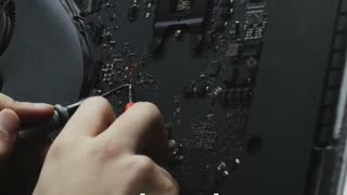 The Photoelectric Effect Was Discovered by Accident — Light That Kicks Out Electrons ☀️