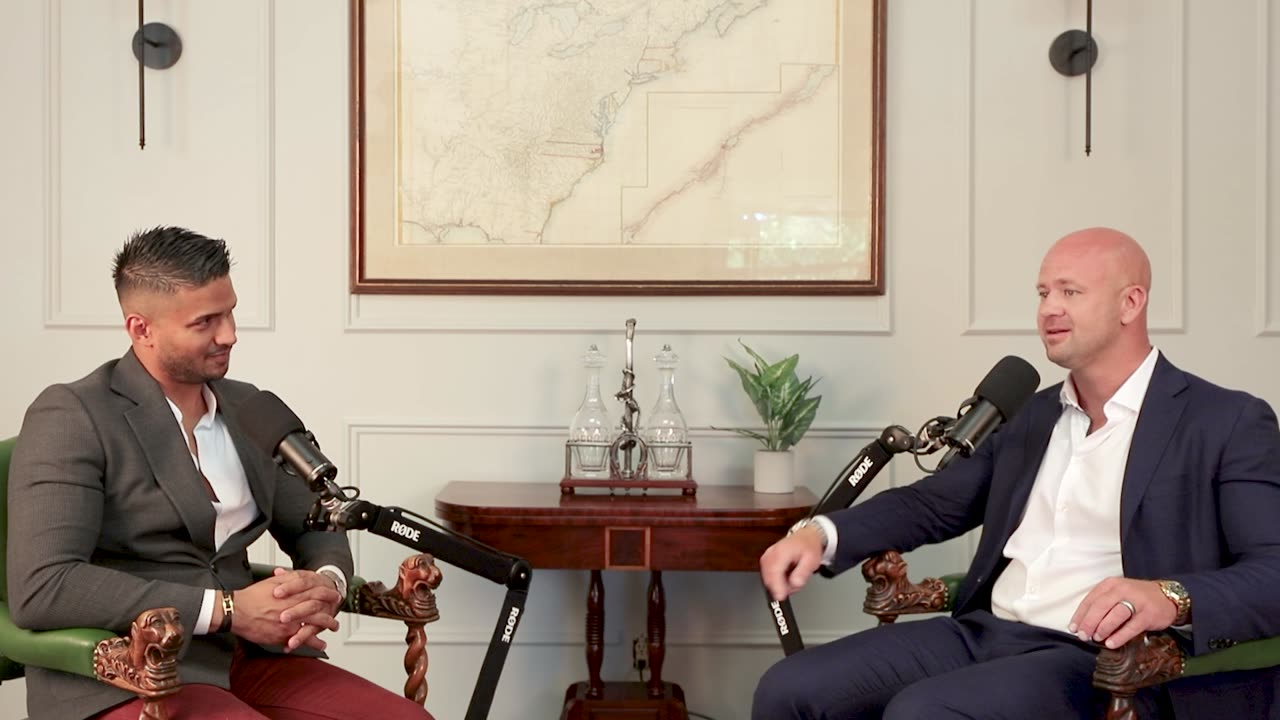 Real Entrepreneurs Dance in Burning Buildings and SMILE - SRP Episode 5 with Muneeb Muhammed