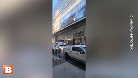 78-Story Swing of Terror: NYC Window Washers Slam into High-Rise Glass