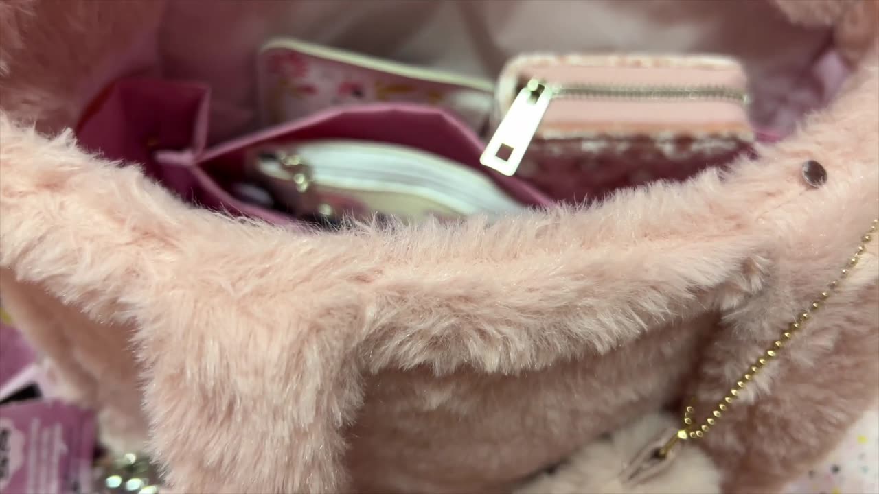 What's in my Pink Five Below Bag Fluffy and Girly Edition.