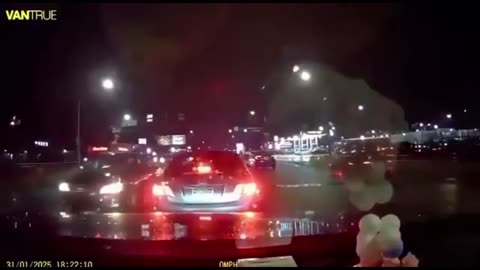Parking Lot Plain Crash in Philadelphia 2025 - hand footage