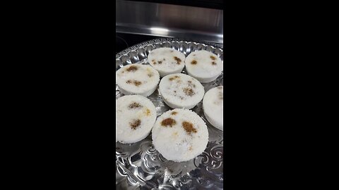 ভাপা পিঠা একদম fresh coconut দিয়ে 🇺🇸