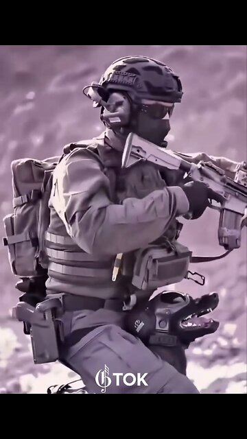 WHITE HATS🧑‍🚀🪂✈️👨‍🚀TRAIN’S WITH ELITE MILITARY DOGS FOR BATTLE🦮👩‍🚀✈️💫