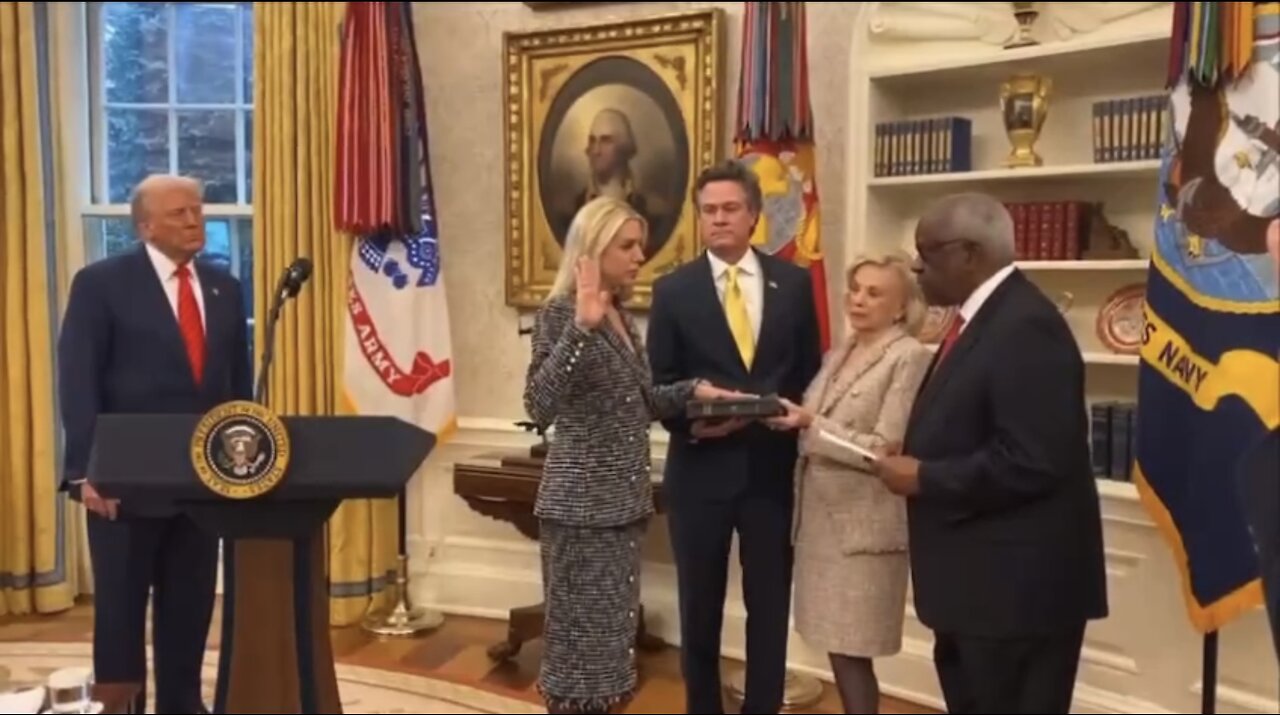 U.S. ATTORNEY GENERAL🇺🇸🏛️👩‍⚖️SWORN IN AT THE WHITE HOUSE🇺🇸👨‍⚖️🏛️💫