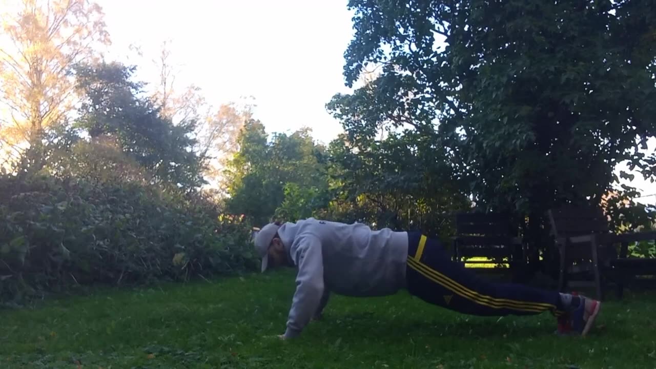 How to Do Your First Push Ups