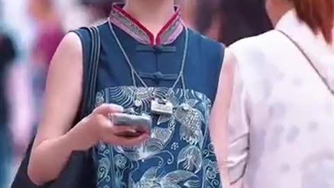 Chinese Street Fashion ~Chinese Girls Street Shot