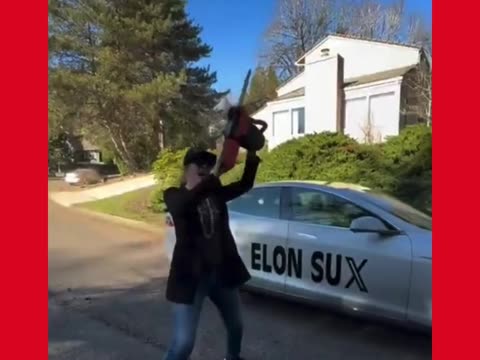 Hollywood Actress Throws A Tantrum Donates Tesla To Spite Elon Musk!