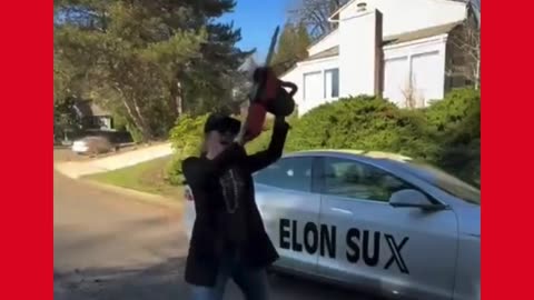 Hollywood Actress Throws A Tantrum Donates Tesla To Spite Elon Musk!