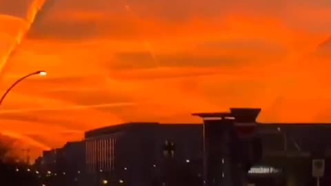Look Up! Our Skies Are Being Decimated by Geoengineering Programs!