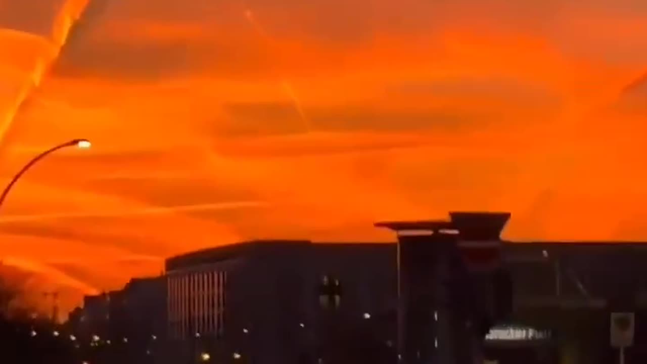 Look Up! Our Skies Are Being Decimated by Geoengineering Programs!