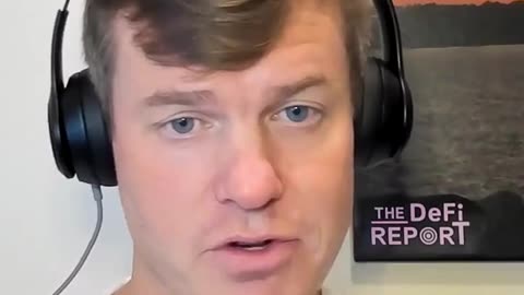 Is Bitcoin Just a "Special Snowflake"? ❄️ #Bitcoin #CryptoNews #DigitalGold #InvestingTips #Finance