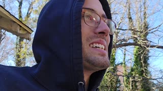 BLACK MOLD GONE… BUT THE HOUSE IS FALLING APART 😂💀