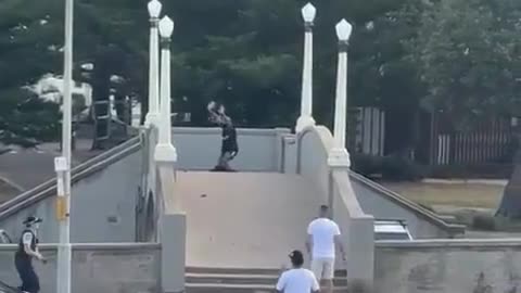 🇦🇺The full video of the terrorist attack in Sydney.