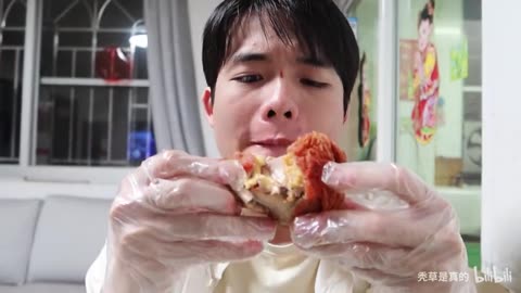 “Boneless Giant Chicken Leg — One Bite and You Gain Three Pounds!”