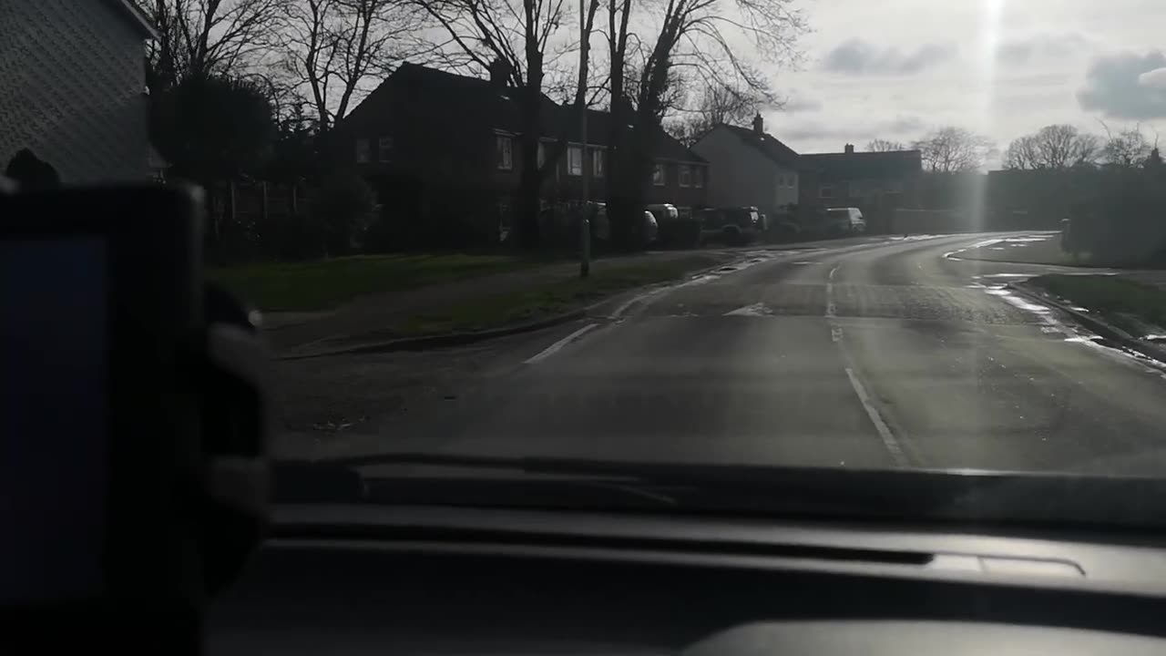 NO ONE HIDDEN IN MY FRAMED FIXED LOCKUP