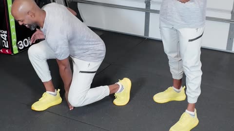 ALTERNATING TWIST TOUCH