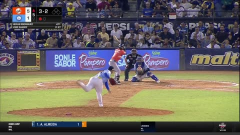 Fonzy Jr. cubriendo muy bien la inicial