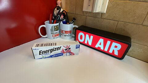 UnBoXing & Look at Energizer AA Batteries Ultimate Lithium Double A Battery 24 Count