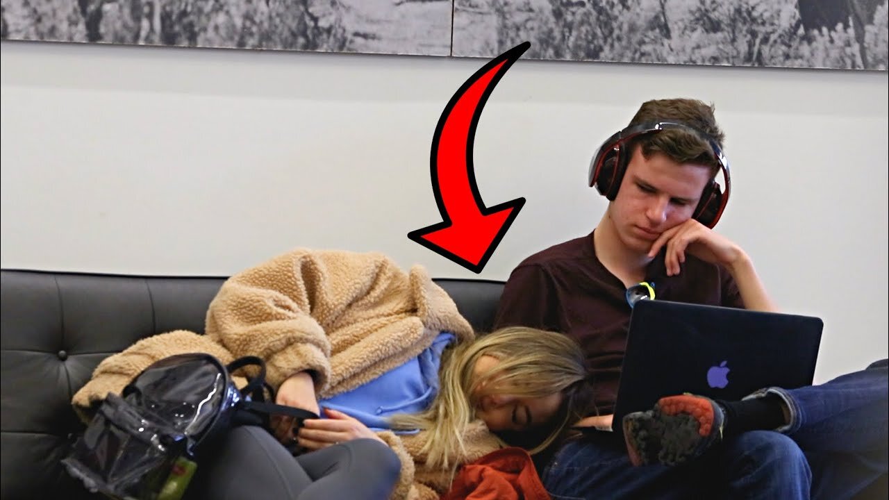 😴 FALLING ASLEEP ON STRANGERS IN THE LIBRARY 2 – HILARIOUS REACTIONS! 😂🔥