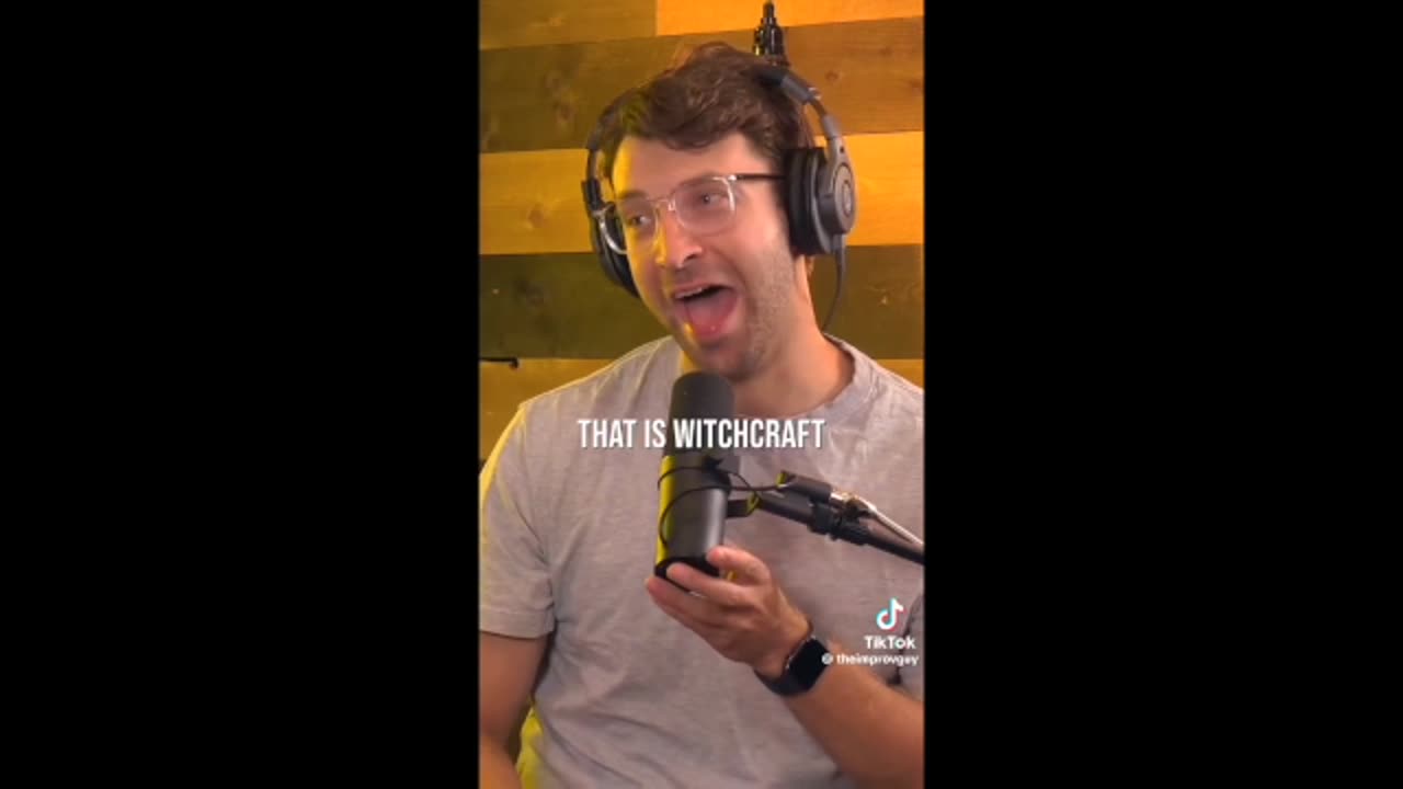 Dean Martin - That's Amore (Parody Song)