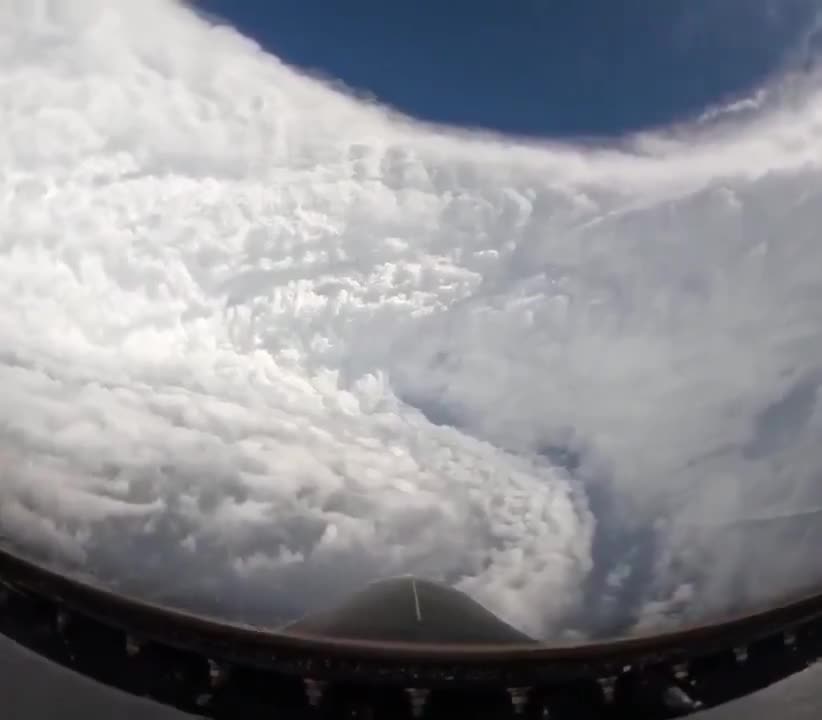 US Air Force Reserve Hurricane Hunters flew directly through Category 5 Hurricane