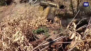 Gyacint-S self-propelled gun crew on combat mission