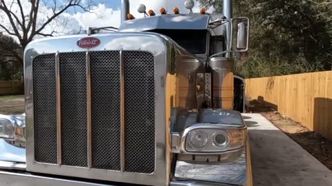 Before & After Big Rig Polishing a Peterbilt EXQUISITEMAD®