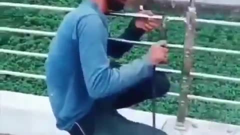 INDIAN ENGINEERING AT IT'S FINEST: They're not sending their best!