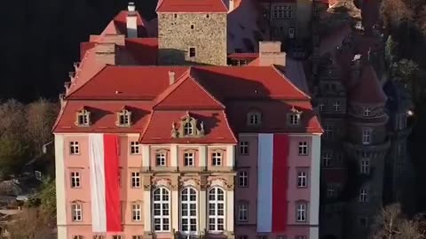 🇵🇱 Zamek Książ w barwach biało-czerwonych! 🇵🇱