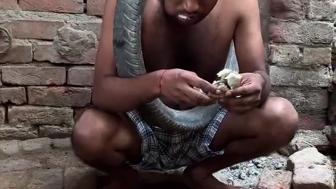 Saars, look, we Indians can make sandwiches using your bread too..😁