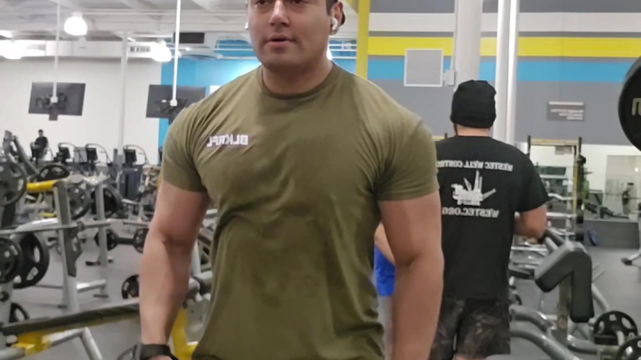 #bodybuilding #gymtok #hypertrophy #intraworkout #lateralraises