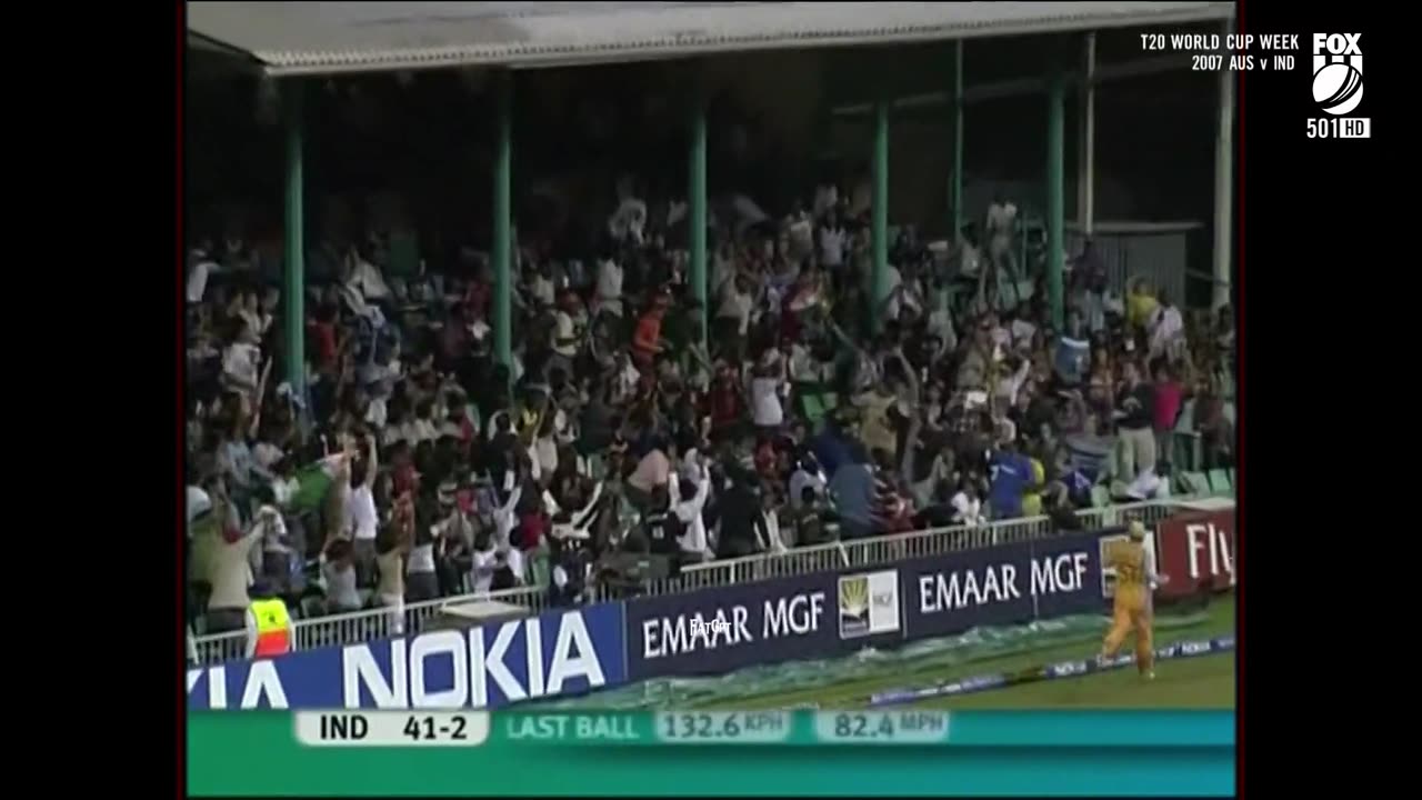 Yuvraj Singh 70(30) vs AUSTRALIA