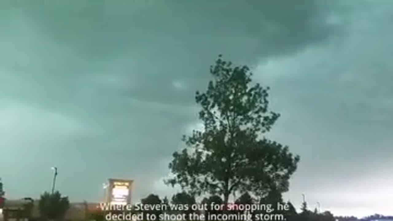 😱👻 Santa is That You?... Hey Rudolph! #GhostlyToksa | TheHauntingHour