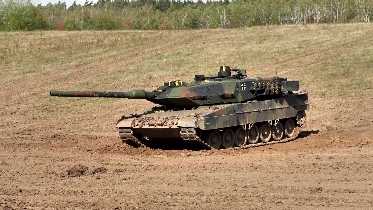 Leopard 2A6 Tank Show - Bad Frankenhausen